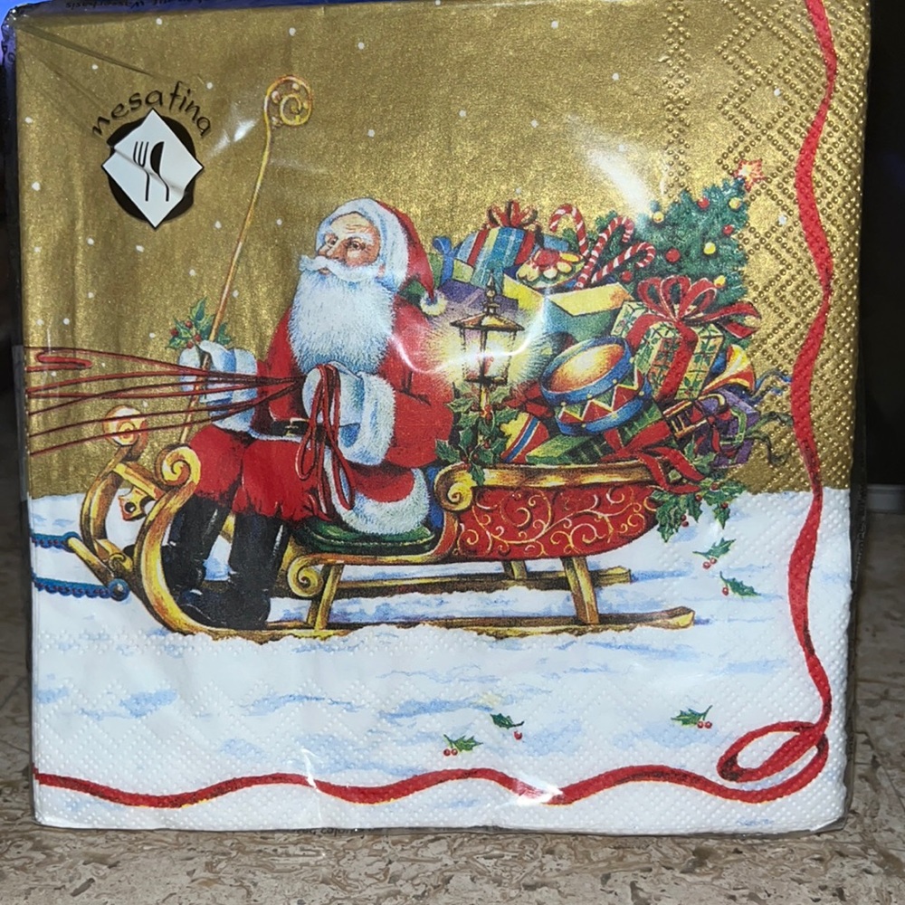 20 Luncheon Napkins Holiday Christmas Santa Claus Sleigh